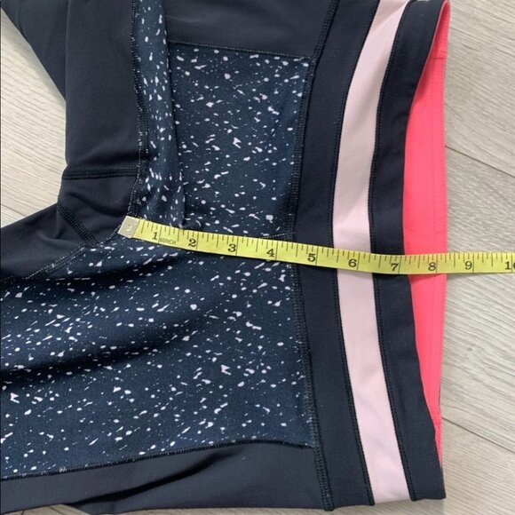 Lululemon Give Me Qi Crop Butterfly Texture Mink - Picture 12 of 14